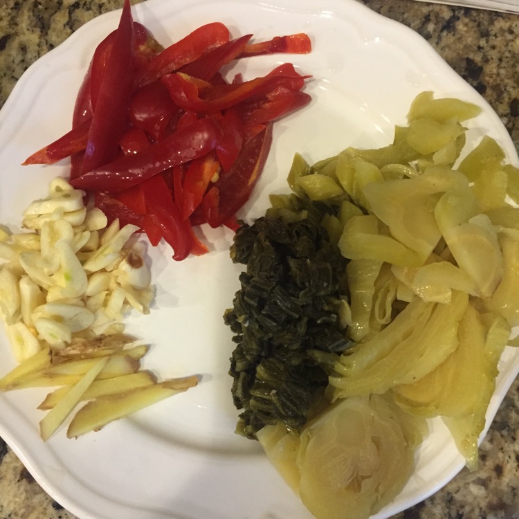 6. イーチュンをヤンに祝福するために[纺菜]を切る